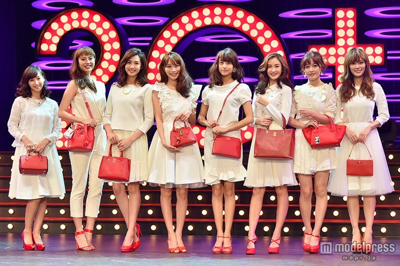 （左より）藤本美貴、土屋巴瑞季、有村実樹、蛯原友里、山本美月、オードリー亜谷香、久住小春、泉里香
