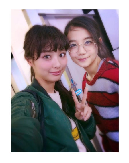 清水富美加 内田理央 仮面ライダーヒロイン 共演で特撮ファン歓喜 大人になったね モデルプレス 清水富美加 内田理央 仮面ライダーヒロイン 共演で特撮ファン歓喜 大人になったね モデルプレス