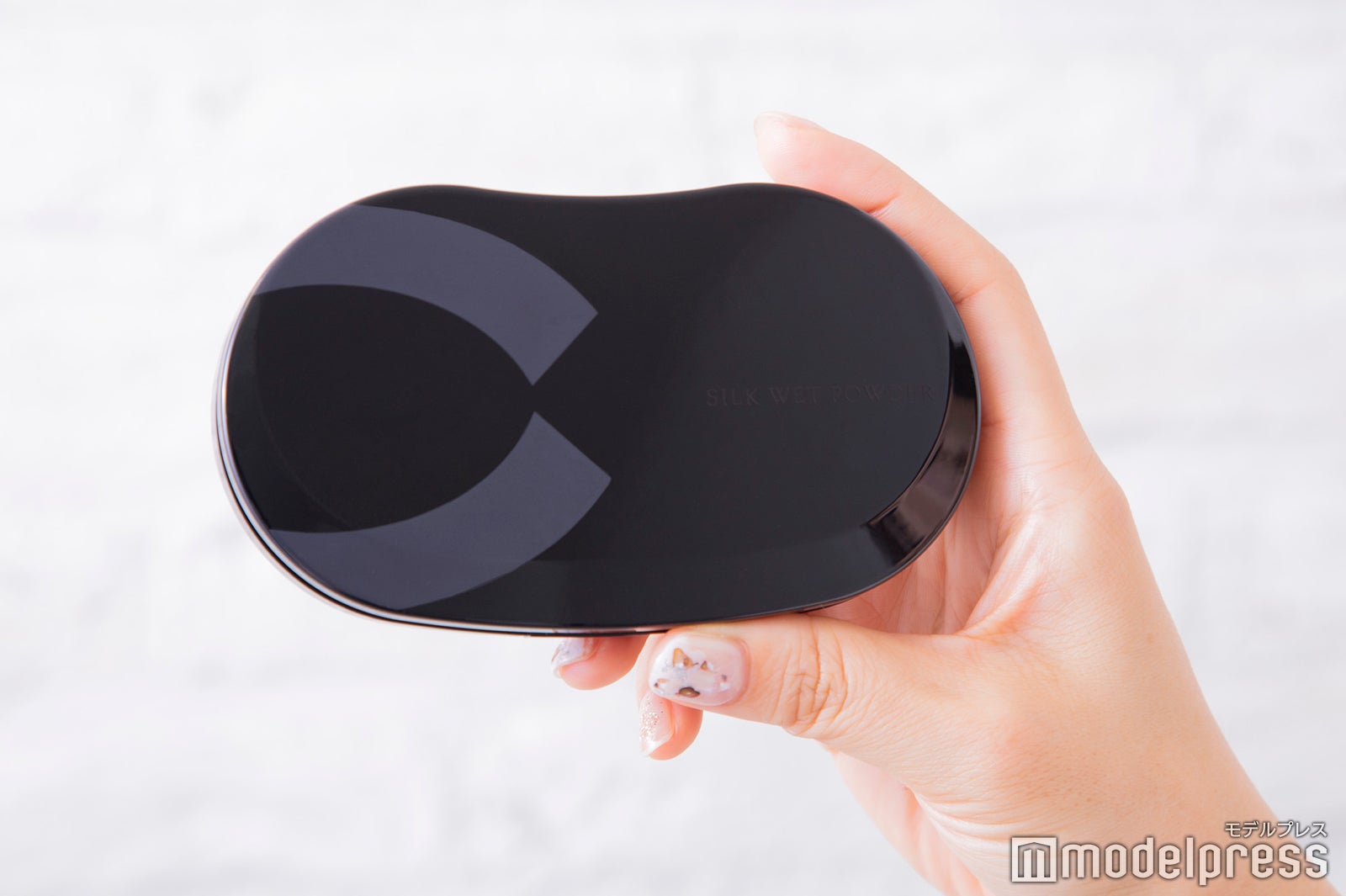 くずれ知らずの肌で夏を楽しめそう！（C）モデルプレス