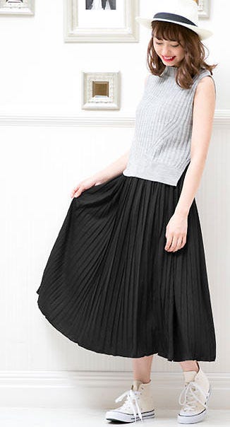 カットソープリーツフレアマキシスカート「神戸レタス」2380円(税込)/画像提供:神戸レタス