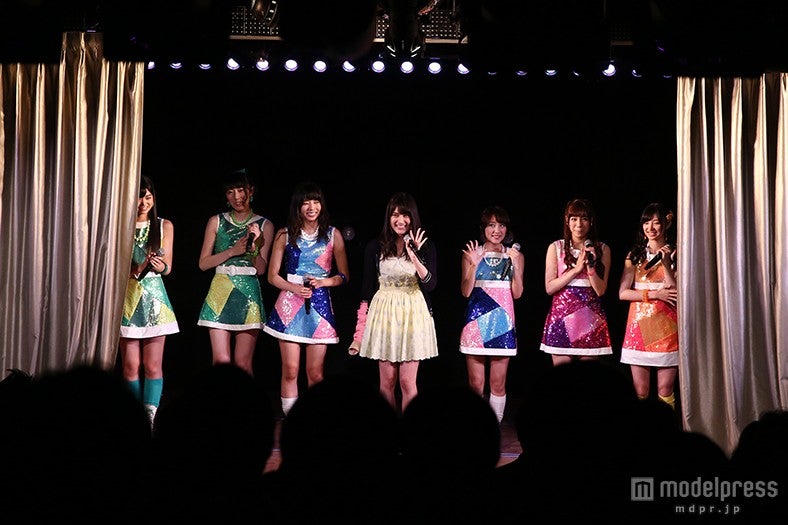 AKB48劇場チームA「恋愛禁止条例」公演前の様子（C）AKS