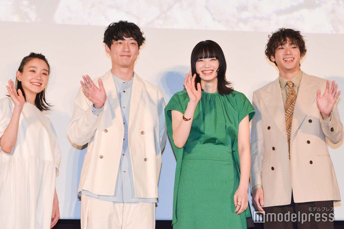 奈緒、坂口健太郎、小松菜奈、山田裕貴(C)モデルプレス