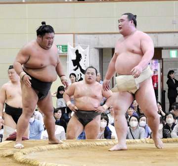大相撲パリ公演の弓取り式が大注目の天空海 故郷で関取復帰誓う 合宿に招いた元稀勢の里「復活できるんじゃないか」