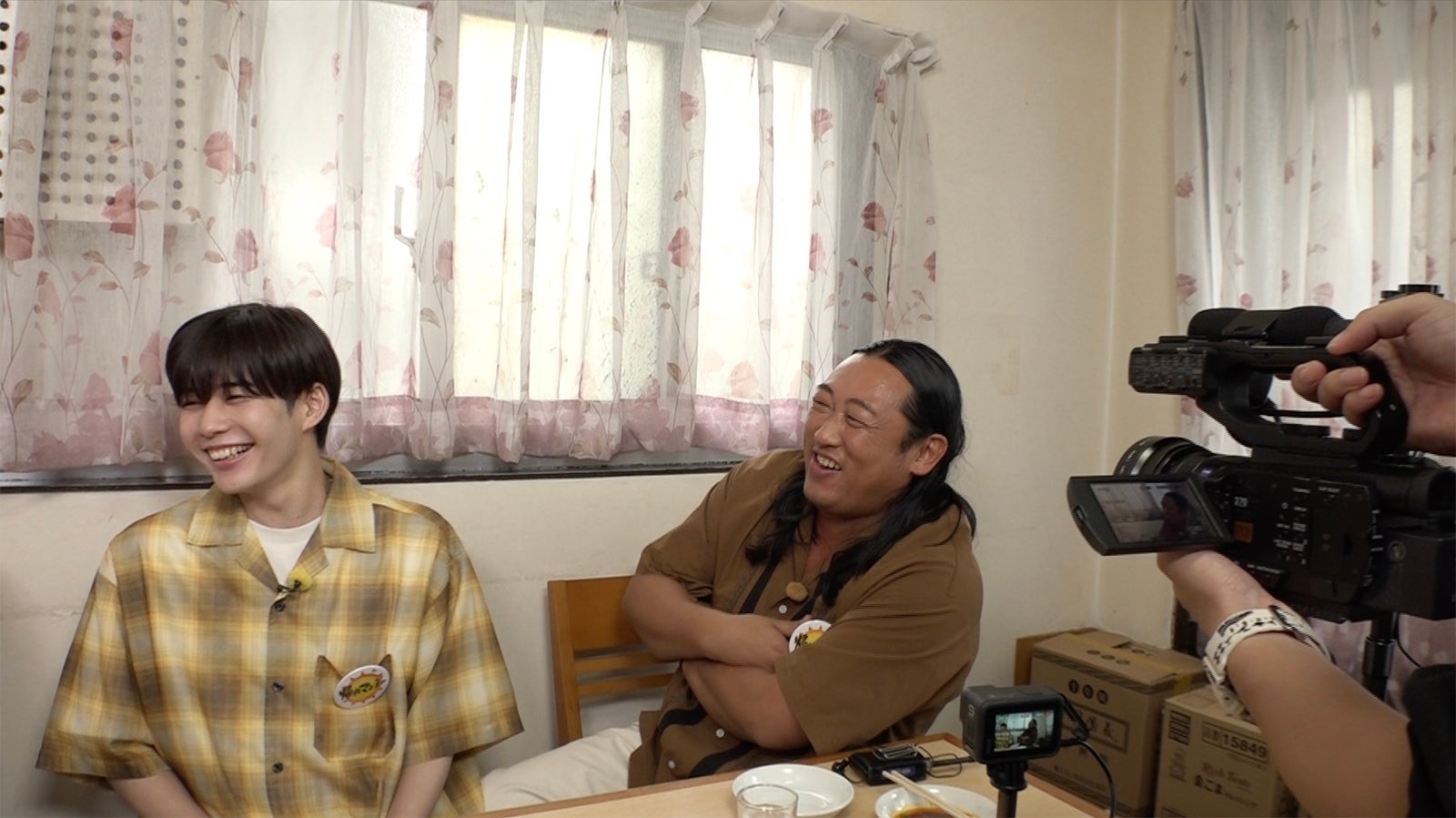 長尾謙杜、秋山竜次（C）テレビ朝日