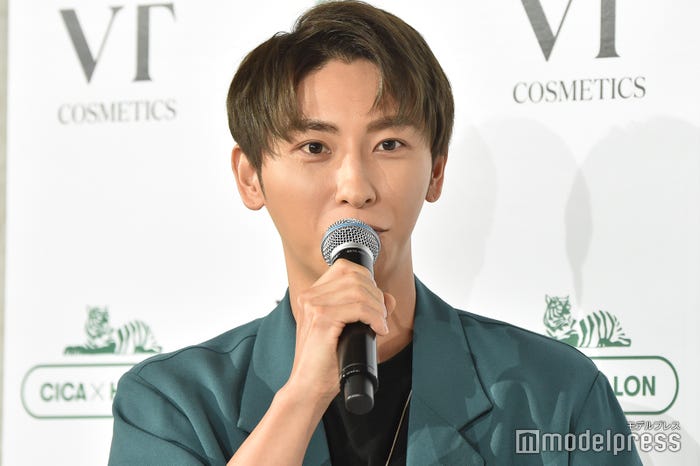 與真司郎 (C)モデルプレス