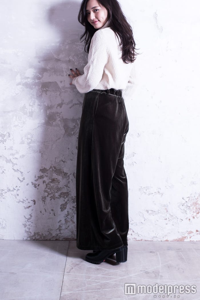 山賀琴子(C)モデルプレス