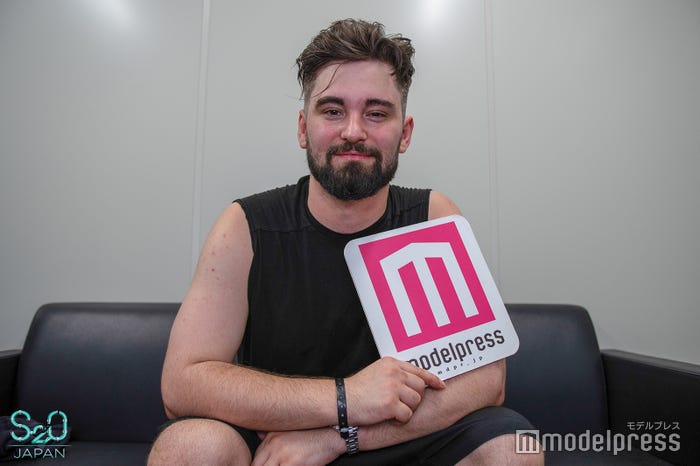 DYRO(C)モデルプレス