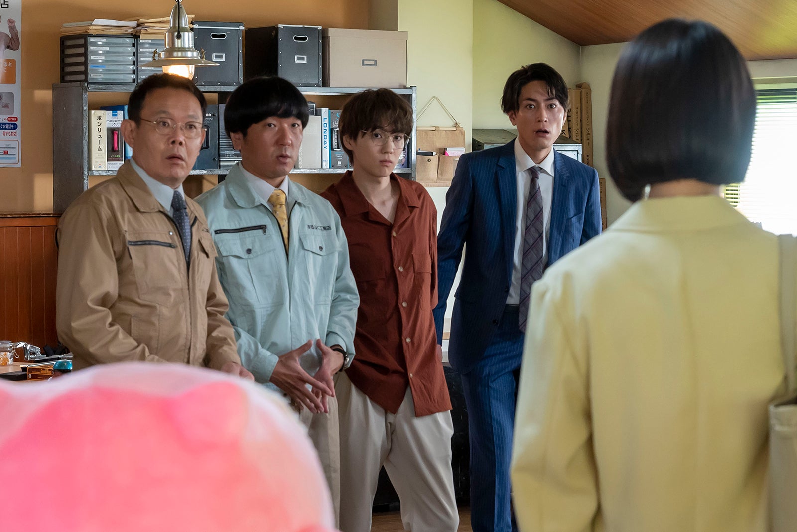 近藤芳正、本多力、吉野北人、間宮祥太朗／「魔法のリノベ」第1話より（C）カンテレ