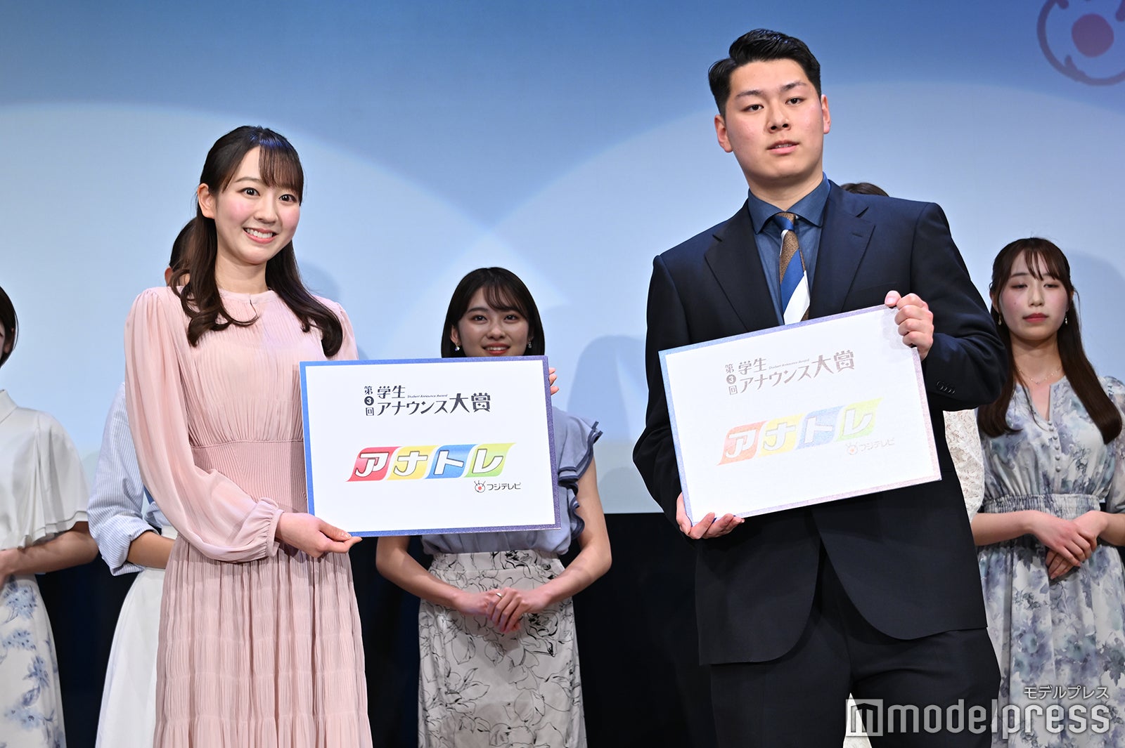 佐々木若葉さん、西中蓮さん （C）モデルプレス