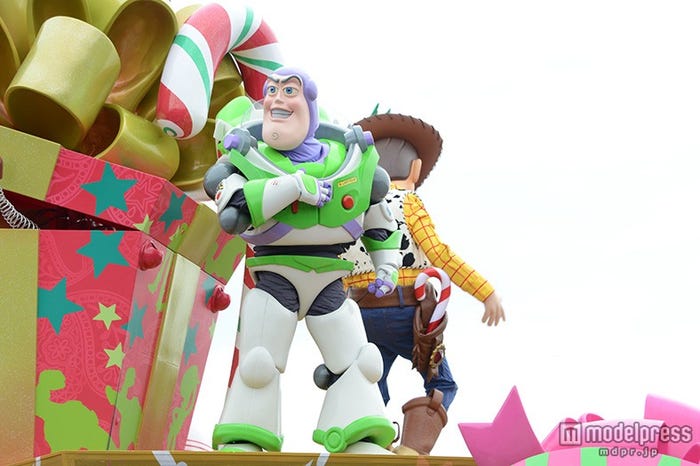 「ディズニー・クリスマス・ストーリーズ」バズ