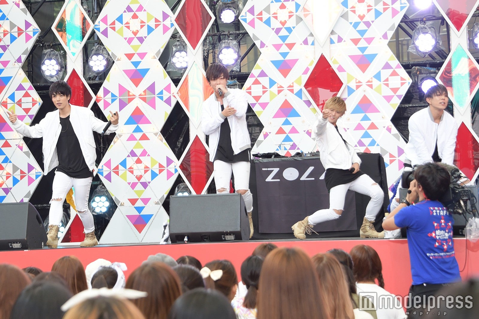 IVVY（C）モデルプレス