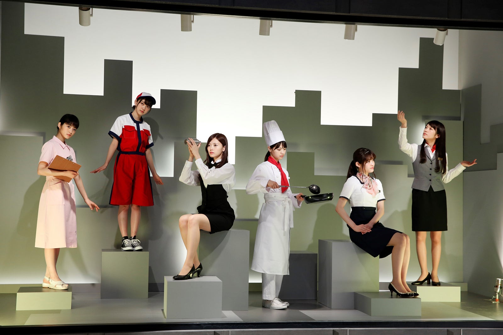 乃木坂46・CMメイキング「かわいい制服」編／提供写真