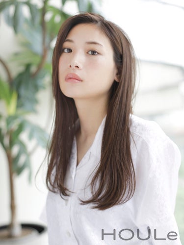 骨格ストレートさん向けのロングの髪型特集 ツヤ感ある大人ヘアが似合わせのコツ モデルプレス 骨格ストレートさん向けのロングの髪型特集 ツヤ感ある大人ヘアが似合わせのコツ モデルプレス
