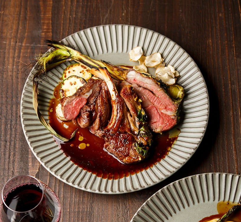 炭火焼きラムコンボ 旬野菜添え¥ 3,500／画像提供：フォンス