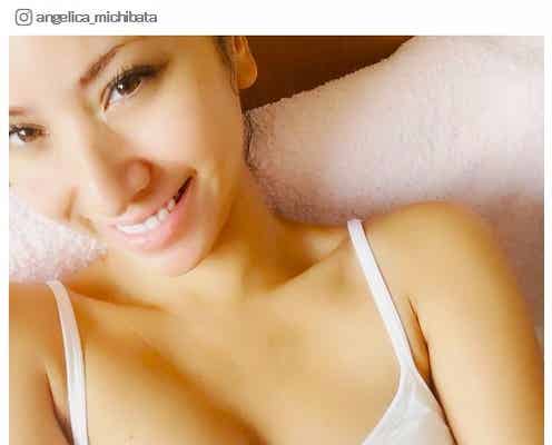 入院中の道端アンジェリカ、すっぴんでも美貌輝く