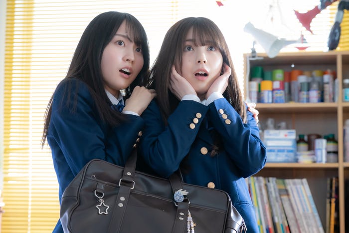 賀喜遥香、筒井あやめ(C)「量産型ルカ」製作委員会