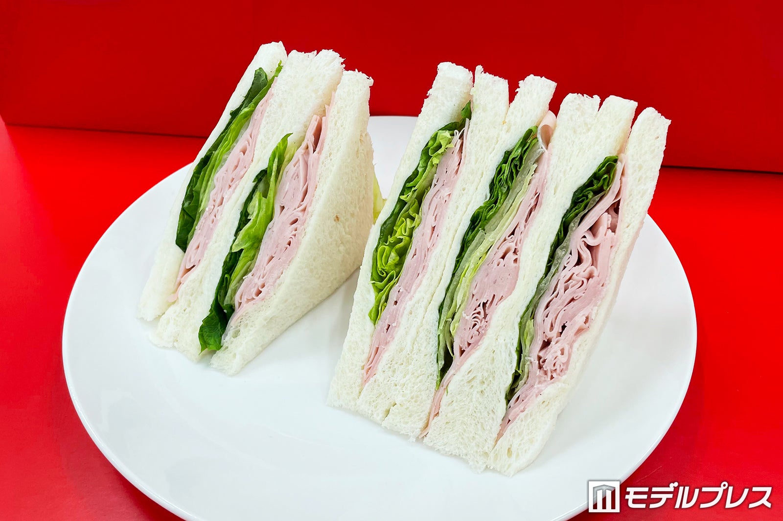 「たっぷりハムサンド」税込358円（C）モデルプレス