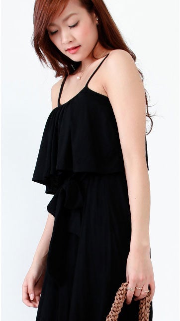 フリル切替ウエストリボンロングワンピース「salus」2,490円（税込）