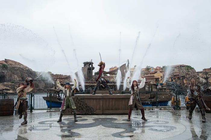 「パイレーツ・サマーバトル“ゲット・ウェット!”」(C)Disney