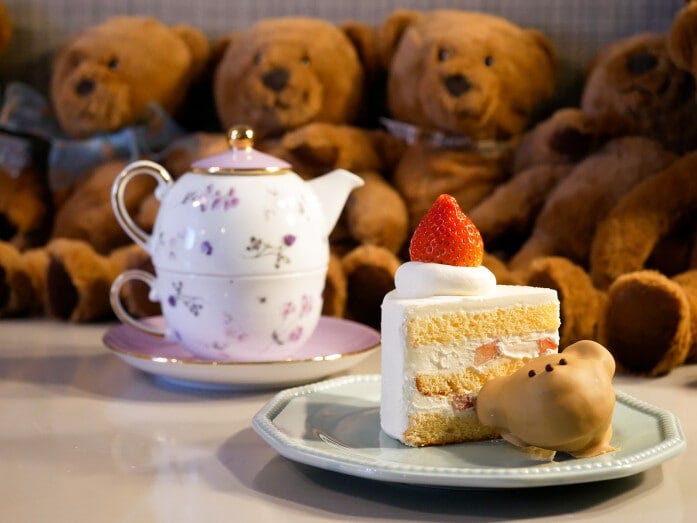 ケーキセット+くまチョコフィナンシェ(税込1753円)※イートイン価格