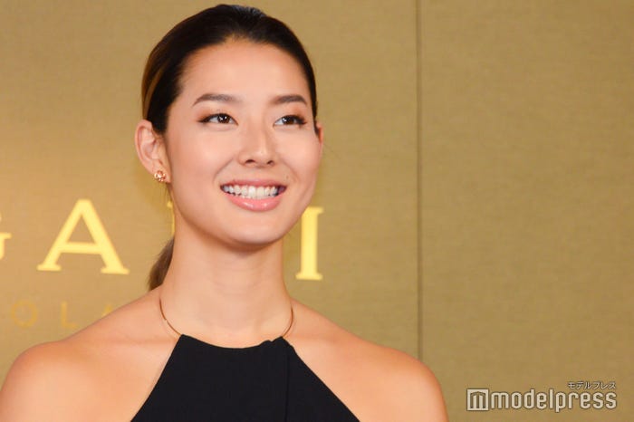 すみれ(C)モデルプレス