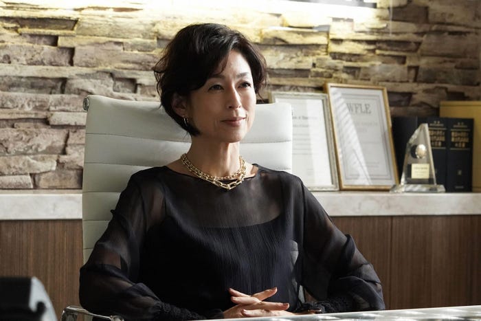 鈴木保奈美 「SUITS/スーツ」第3話より(C)フジテレビ