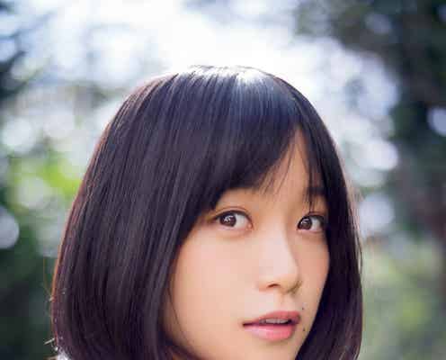 元乃木坂46深川麻衣、輝き増した“聖母”の美貌にうっとり