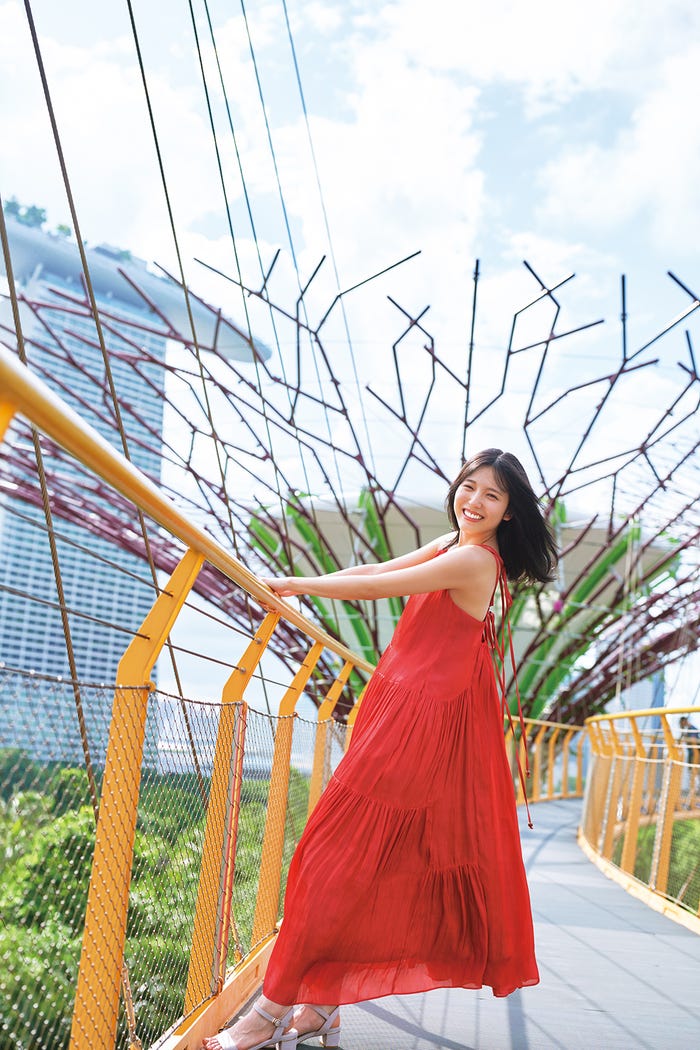 早川聖来「また、いつか」通常 裏表紙(撮影/熊木優)