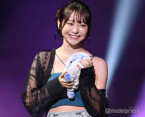 上智大卒・かとゆり、美谷間チラリのキャミ姿 キュートなお手振りで魅了【沖縄コレクション2024】