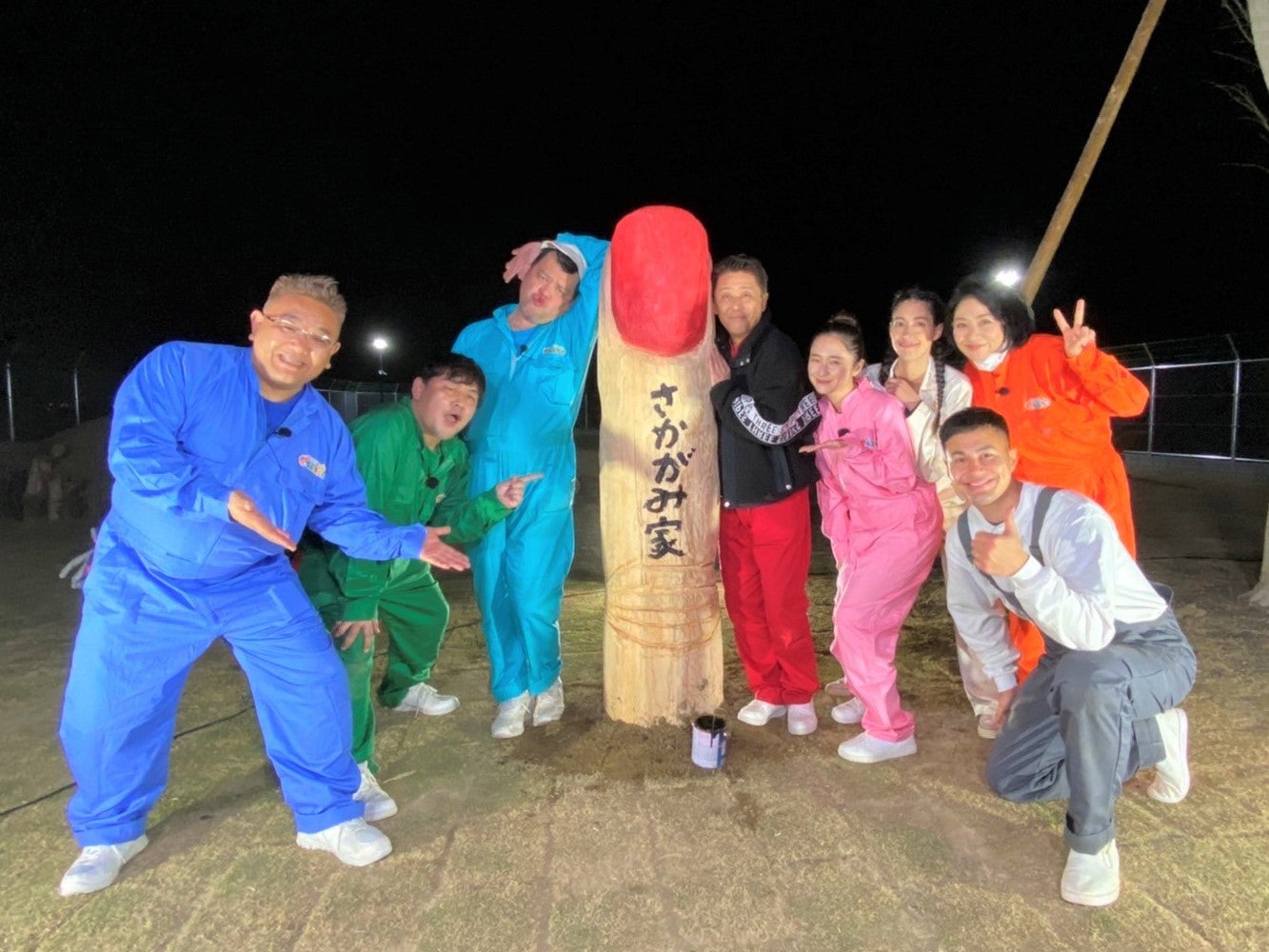 （左から）伊達みきお、富澤たけし、くっきー！、坂上忍、堀田真由、森泉、ユージ、片平なぎさ（C）フジテレビ