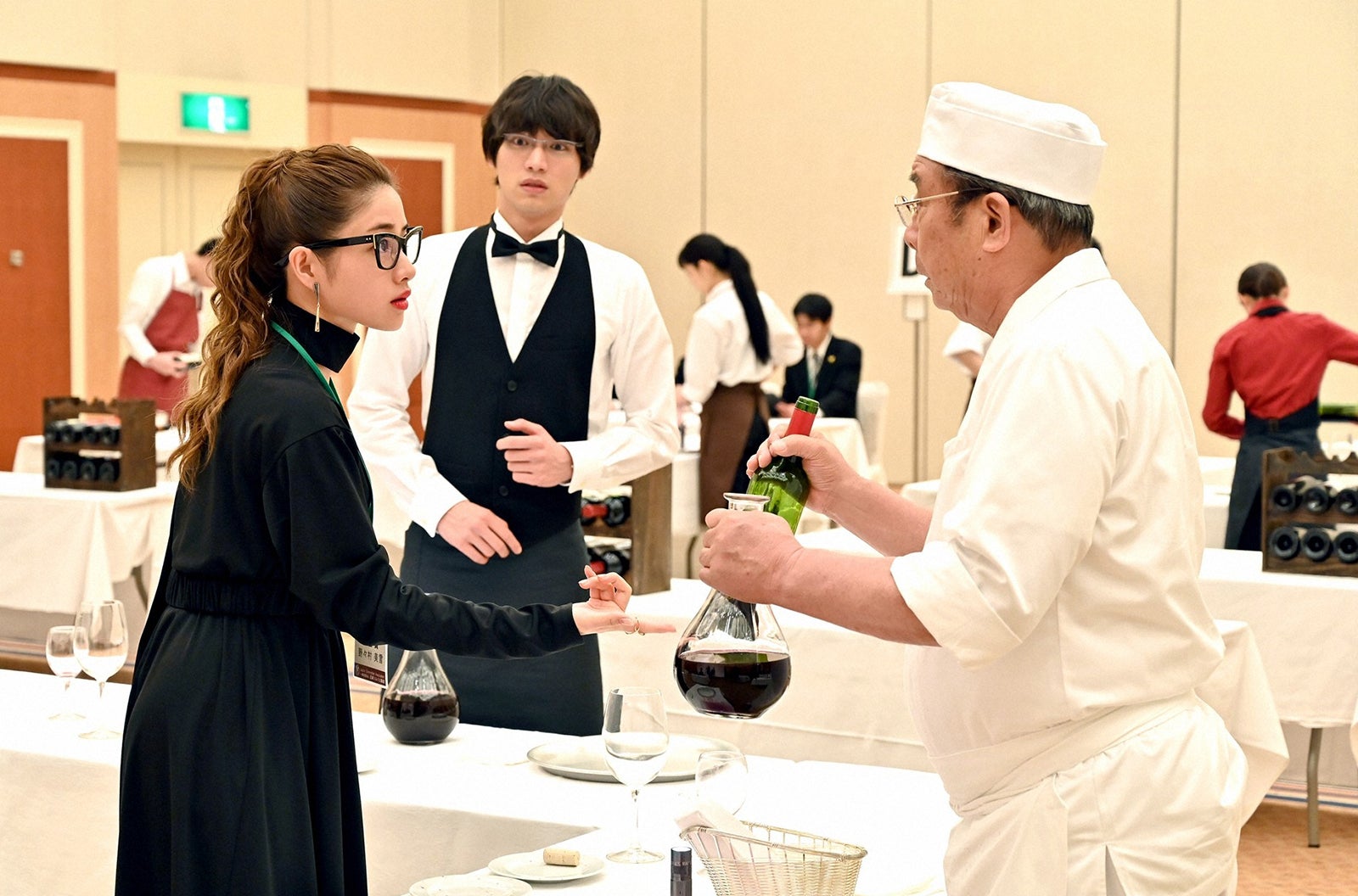 石原さとみ、福士蒼汰／「Heaven？～ご苦楽レストラン～」第8話より（C）TBS