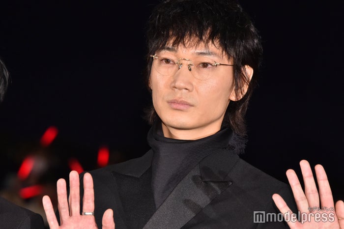 綾野剛 39歳バースデー迎える 祝福の声殺到で みんなが大好きだ馬鹿野郎 モデルプレス