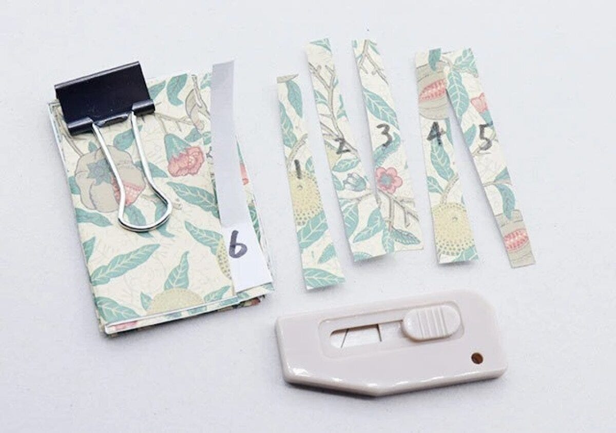 ダイソー　ミニミニカッター（グレー、ベージュ）　使用例