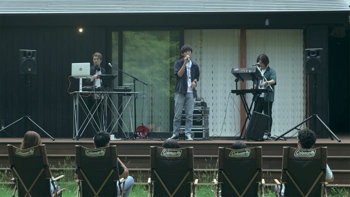 テラスハウスでライブ「TERRACE HOUSE OPENING NEW DOORS」31st WEEK(C)フジテレビ/イースト・エンタテインメント