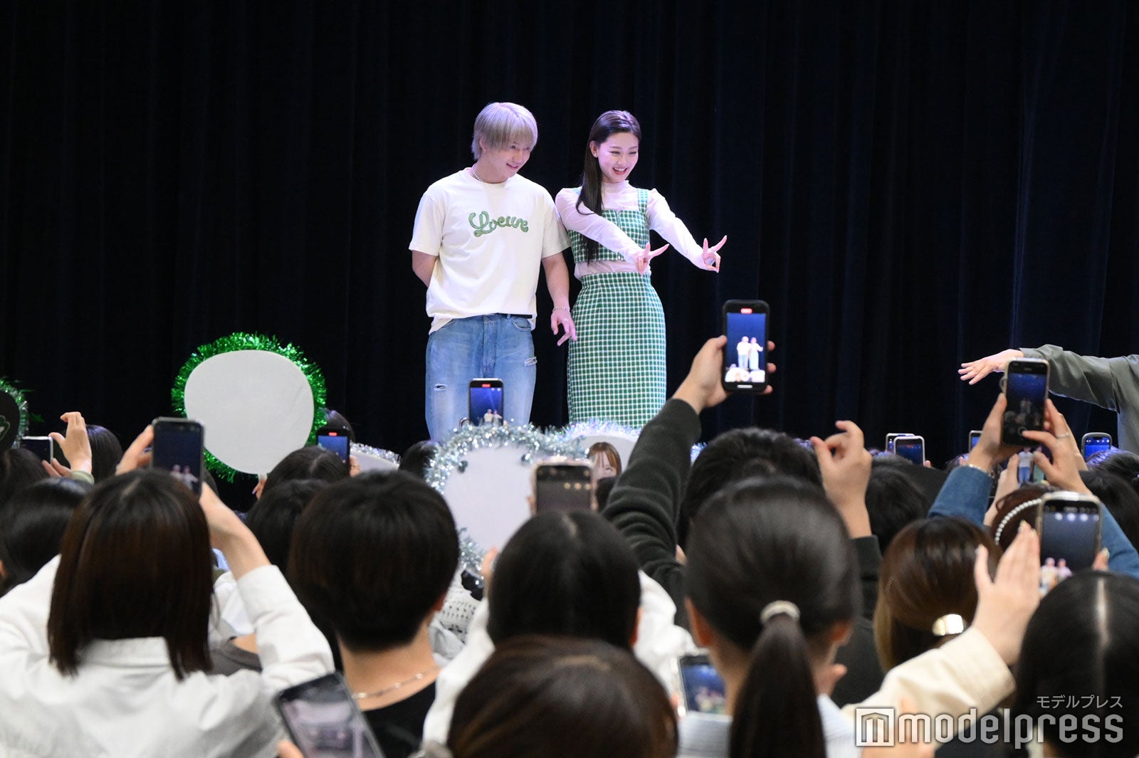 岡田蓮、みとゆな（C）モデルプレス