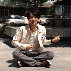 AAA西島隆弘/故郷・札幌の大通公園。上京前、ストリートライブをしていた場所/「アーティスト・ドキュメント」(C)NHK