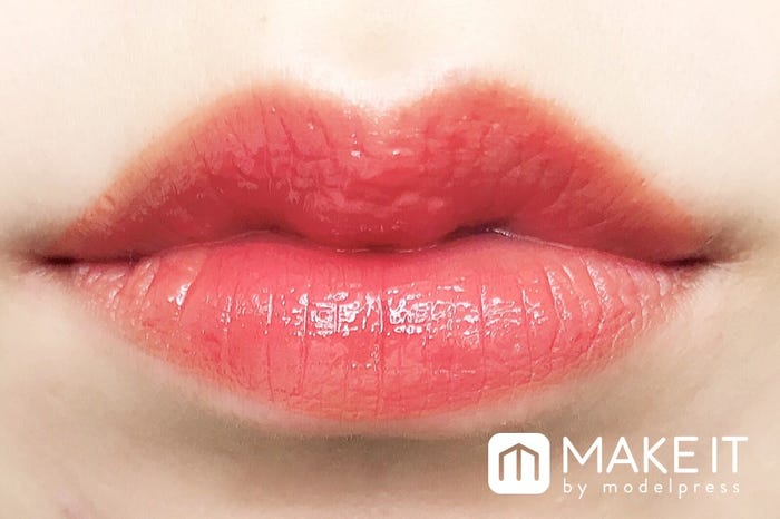 【shiro】「ミントジンジャーリップバター」“8C06 コーラルオレンジ”使用 (C)メイクイット