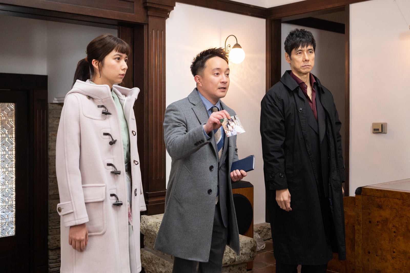 上白石萌歌、濱田岳、西島秀俊「警視庁アウトサイダー」第3話より（C）テレビ朝日