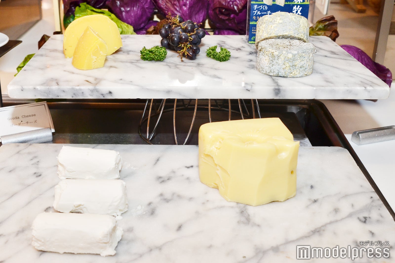 酒の肴にぴったりのチーズ（C）モデルプレス