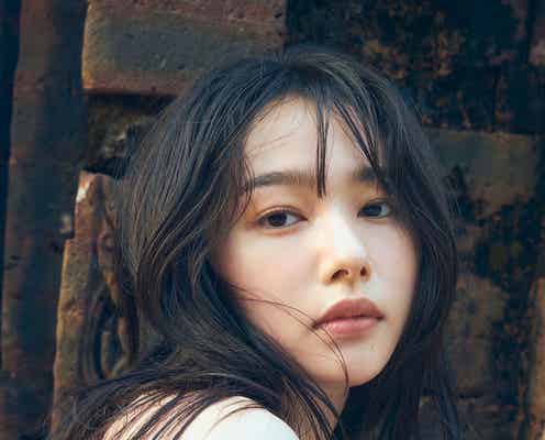 桜井日奈子、芸能活動10周年記念写真集決定 人生初の水着撮影挑戦で新境地