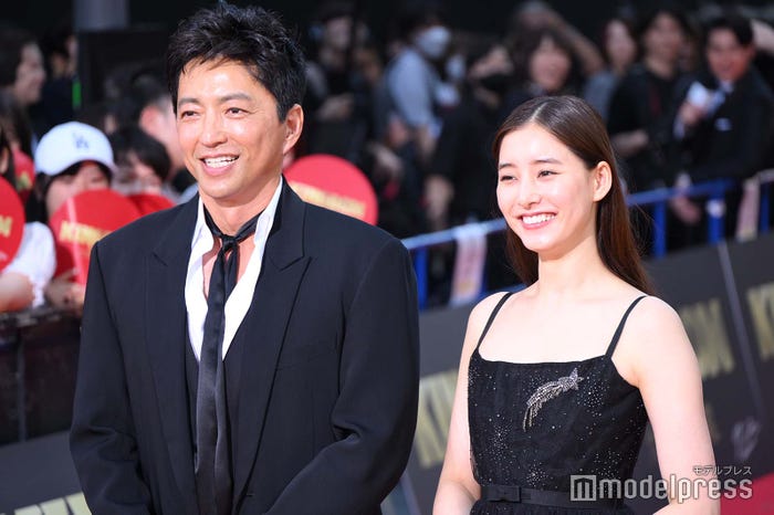 大沢たかお、新木優子(C)モデルプレス