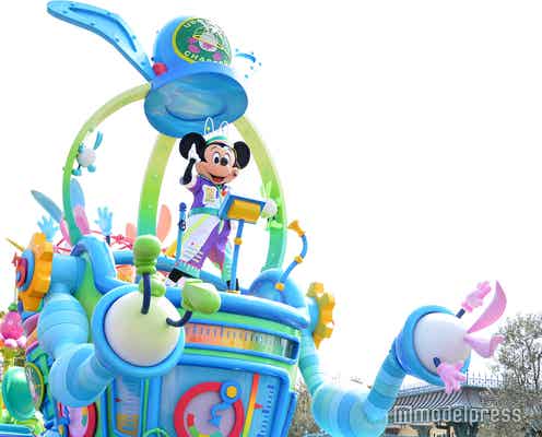 「ディズニー・イースター」開幕!限定グッズやフードも春らしく シーでは20周年新作ショー