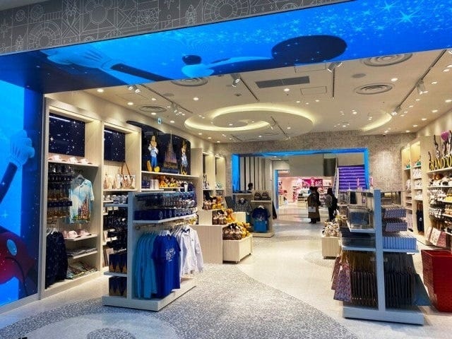 新宿三丁目にオープンした『ディズニーフラッグシップ東京』