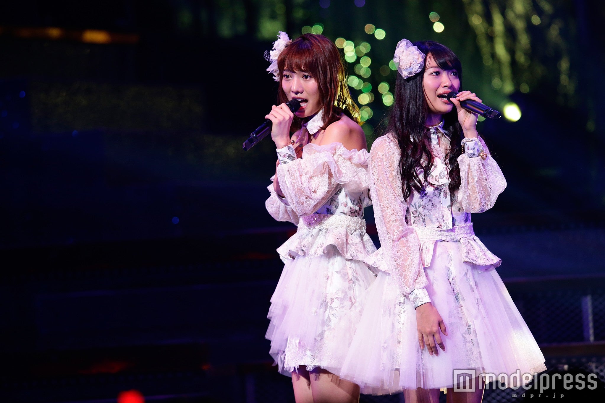 高城亜樹、北原里英（C）AKS