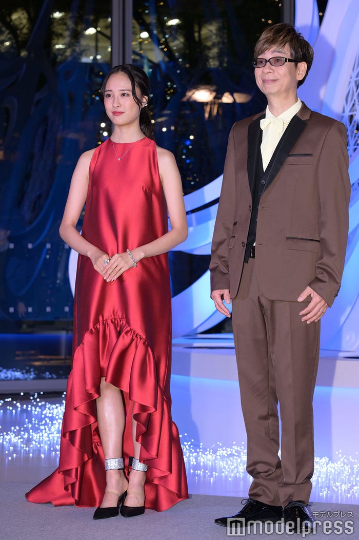 大友花恋、山寺宏一(C)モデルプレス