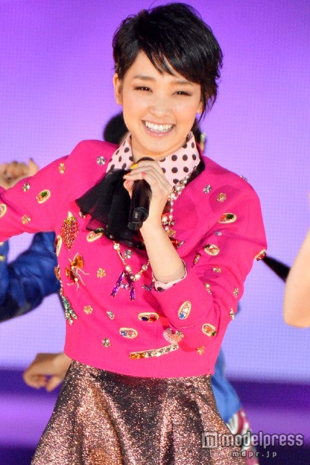 剛力彩芽が緊張 3万人が プロペラダンス に熱視線 モデルプレス 剛力彩芽が緊張 3万人が プロペラダンス に熱視線 モデルプレス