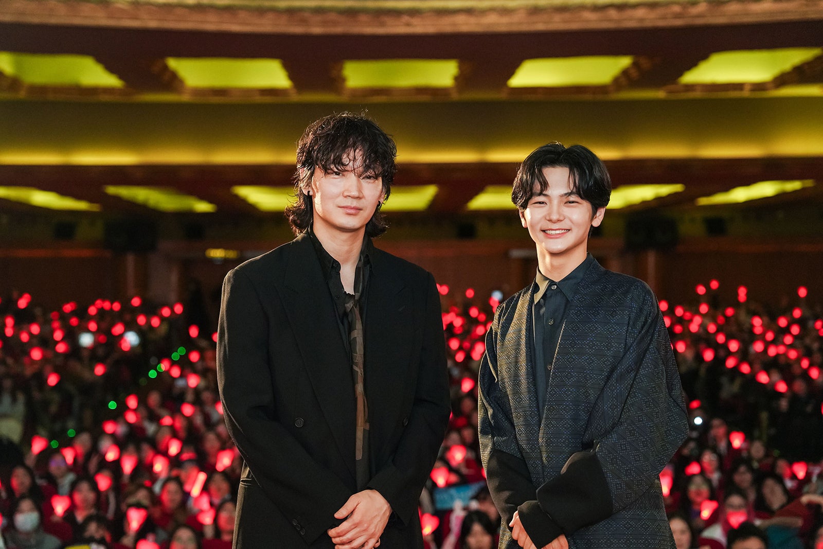 カラオケ行こ！」綾野剛＆齋藤潤、上海で舞台挨拶＆観光「また