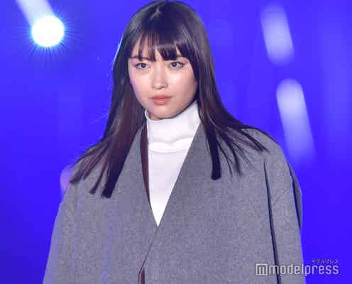 「最高の教師」で話題の茅島みずき、スラリ美脚披露 美髪なびかせランウェイ<TGC 北九州 2023>