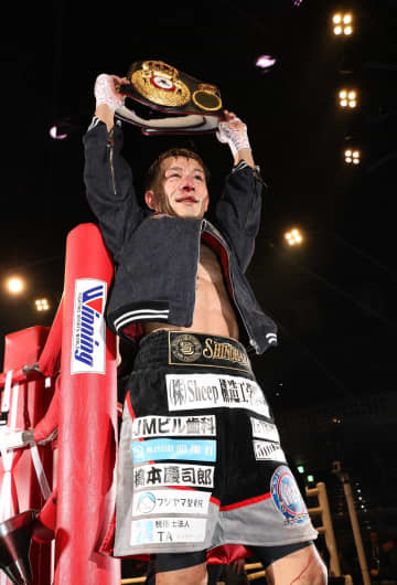 団体内統一の堤聖也 今後は井上拓真との統一戦か、井岡一翔戦を視野「スーパーフライからレジェンドが上がってきている。統一戦決まらないなら」