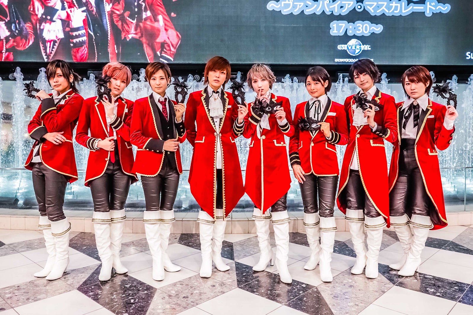 （左から）陽稀、Lee、星波、未来、千知、麻琴、乃愛、つばさ（提供写真）